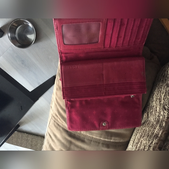 fossil wallet - Picture 3 of 3